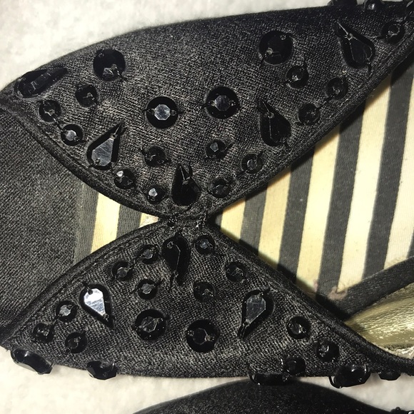 Black heels - Picture 2 of 3